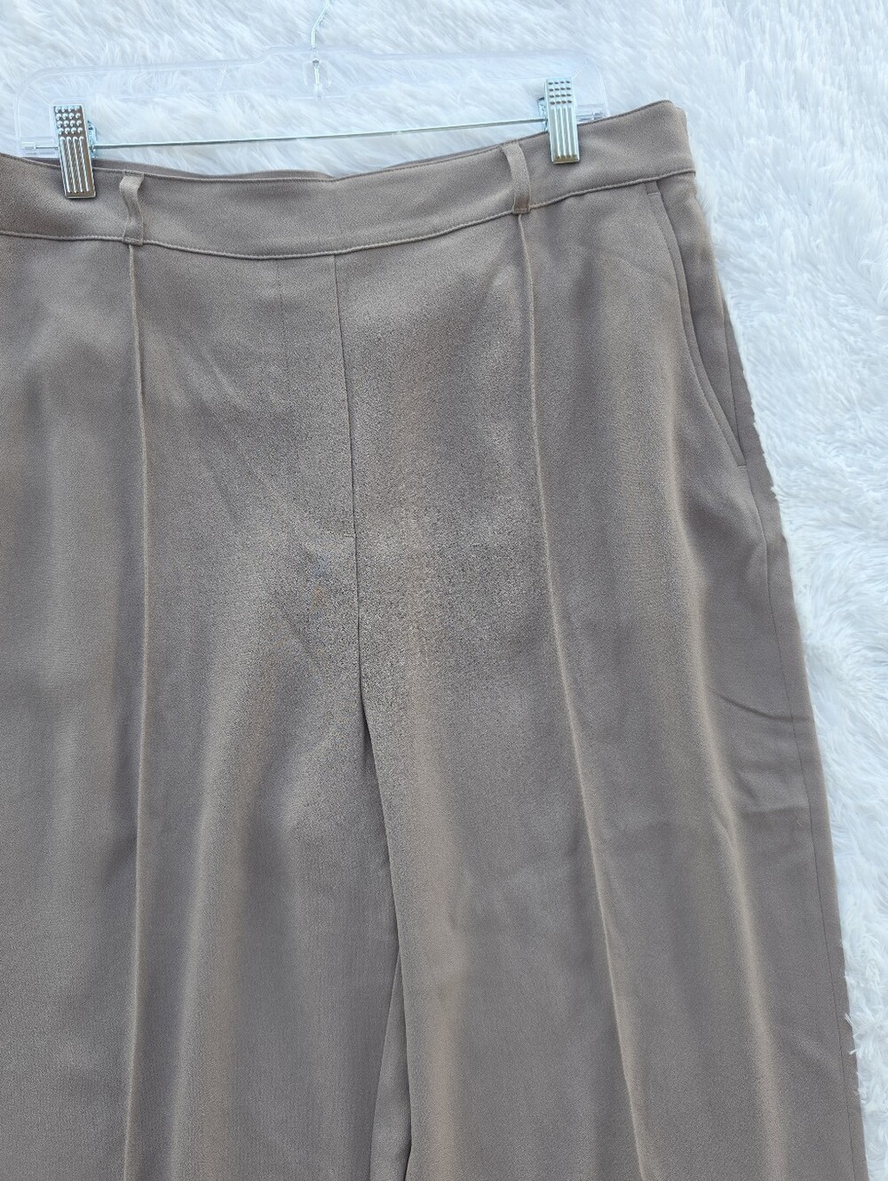 Spanx‎ NWT Beige Crepe Straight Leg Trouser Pants in Smoke - Picture 4 of 9
